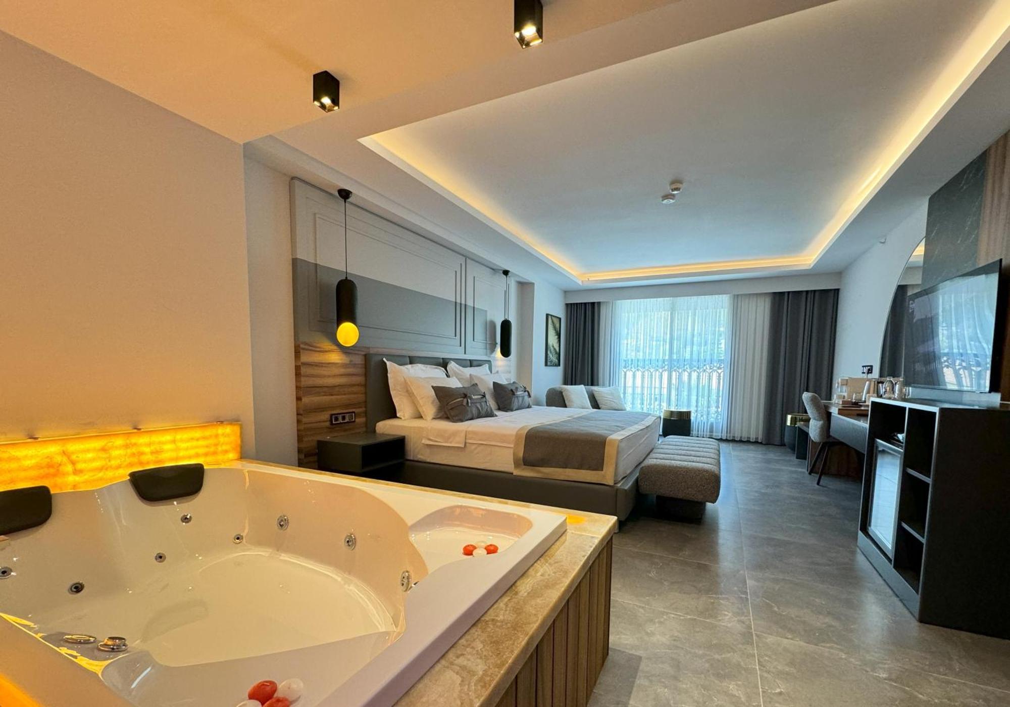Telmessos City Hotel- Adults Only 페티예 외부 사진
